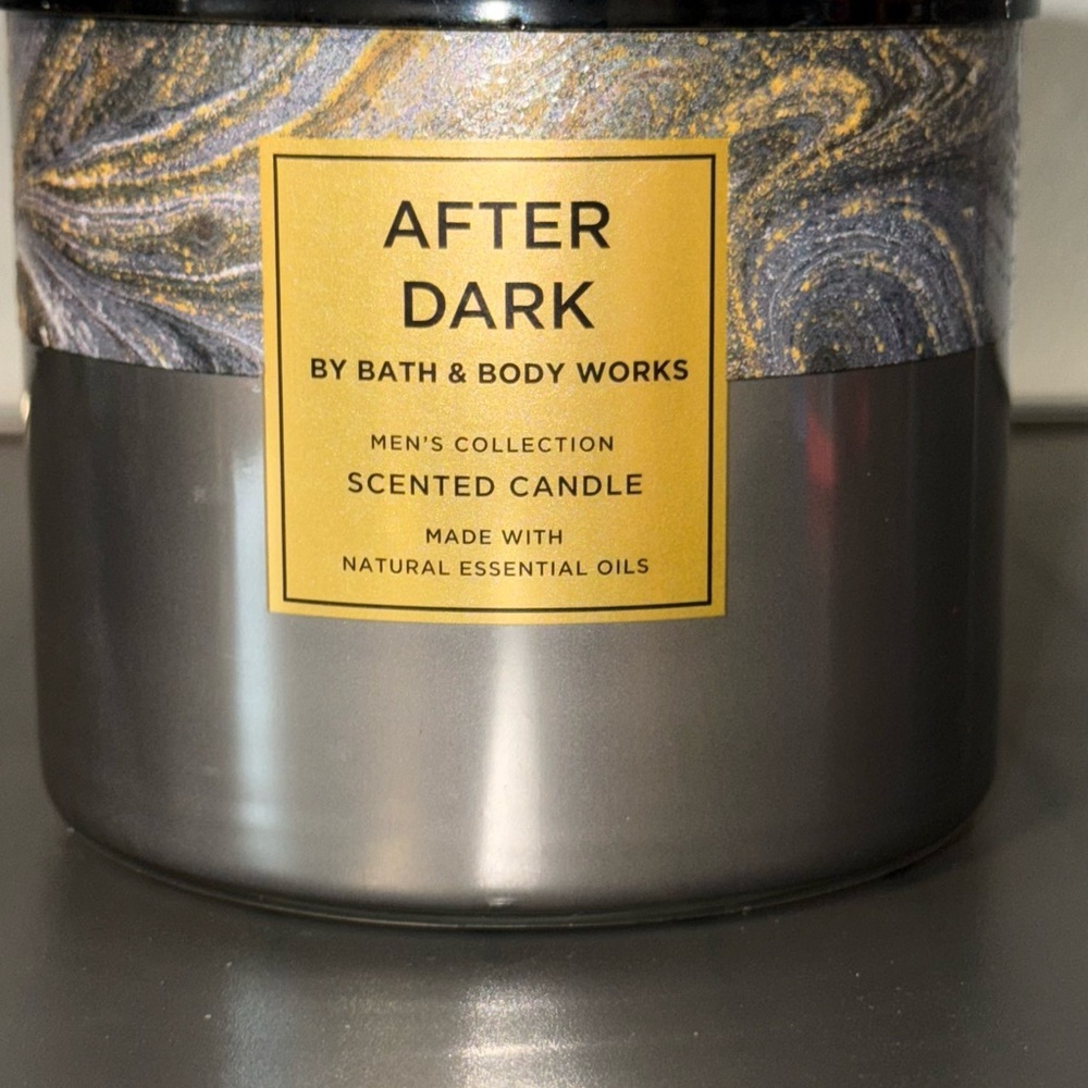 Bath & Body Works After Dark Candle - Black and Gold